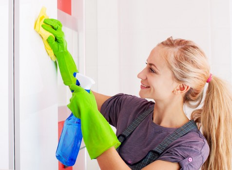 Customer raising a service concern in a professional setting