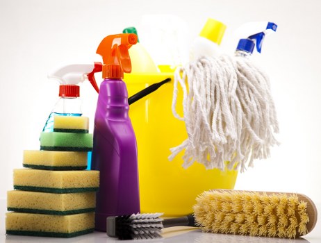 Office cleaners in Pimlico maintaining a tidy workspace